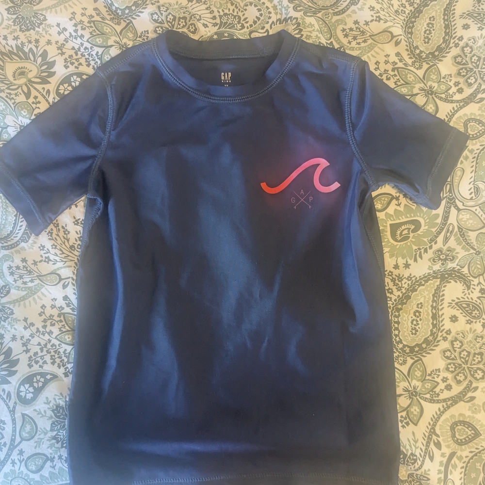 GAP Kids Navy Blue T-Shirt with Red Logo